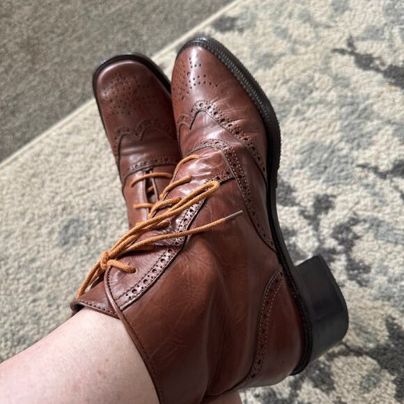 Vintage Joan Helpern Wingtip Oxford Heeled Ankle Boots Cognac Womens 8.5 M Italy - Picture 6 of 14